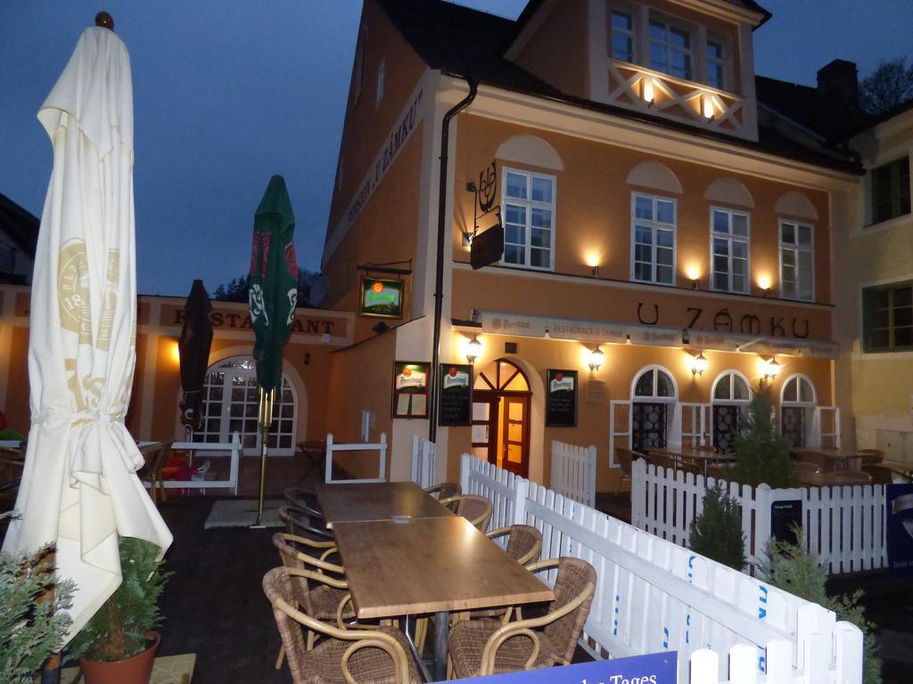 Penzion - Restaurant U Zamku Bečov nad Teplou Extérieur photo