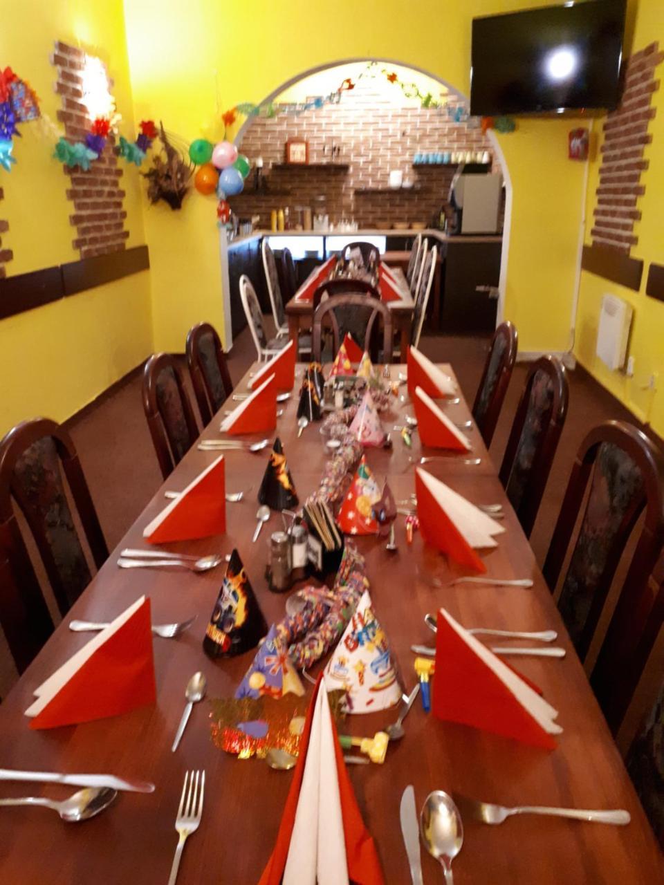 Penzion - Restaurant U Zamku Bečov nad Teplou Extérieur photo