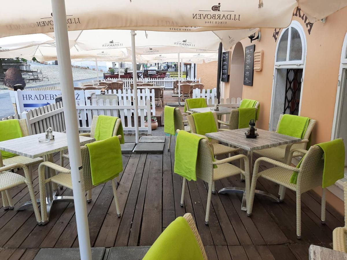 Penzion - Restaurant U Zamku Bečov nad Teplou Extérieur photo